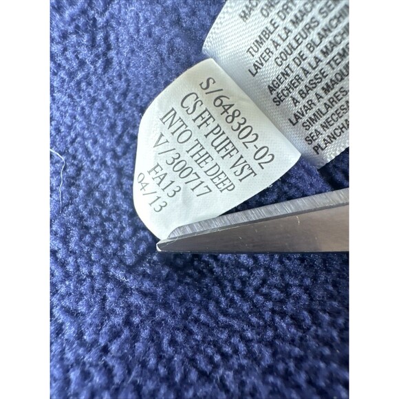 Women's Navy Puffer Vest - Picture 13 of 15